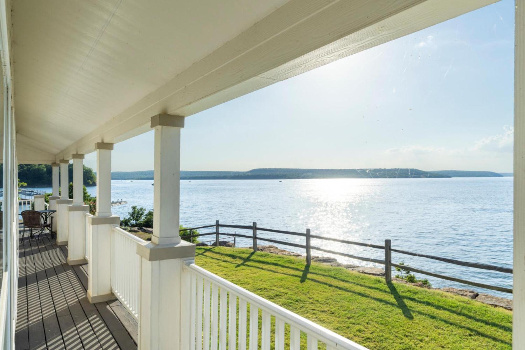 Crosstimbers Marina And Cottages Sperry Exteriér fotografie