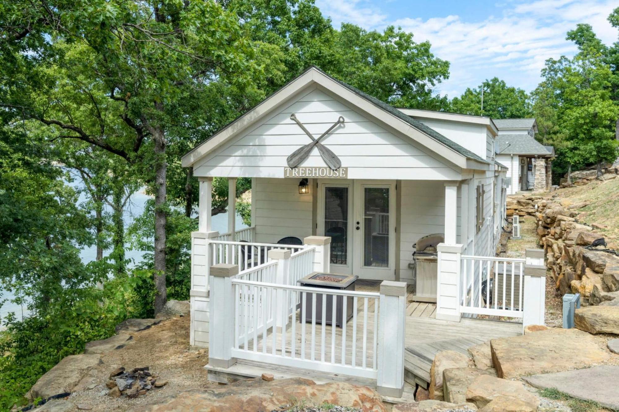 Crosstimbers Marina And Cottages Sperry Exteriér fotografie